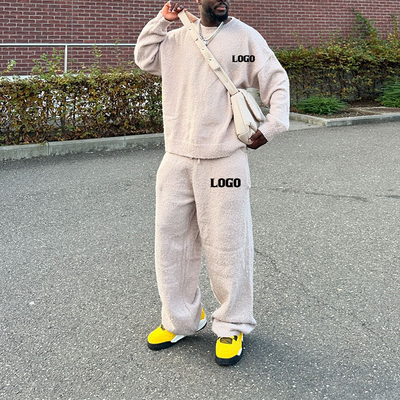 Clothing Manufacturers Jogger Set Winter Mohair Warm Sweatshirt and Baggy Stacked Sweatpants Set Tracksuits for Men Custom Logo