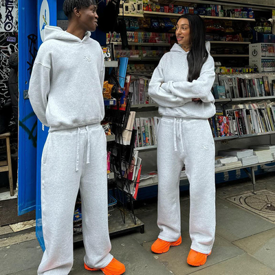 OEM Service Jogging Sweat Suit Embroidery Logo Streetwear Hoodie And Sweatpants Set