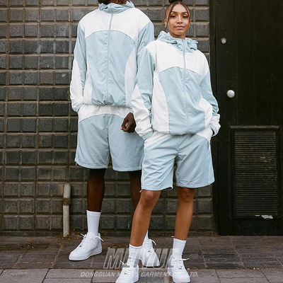 New Fashion Oversized Track Suit Nylon 2 Piece Jogging Set Reflective Windbreaker Jacket Tracksuit Hoodie and Shorts Set for Men