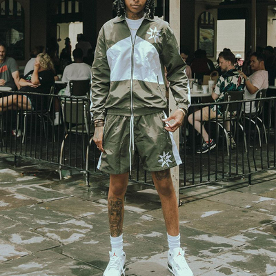 Custom Logo High Quality Streetwear Windbreaker Jacket Jogging Nylon Tracksuit for Men Sets Zip up Nylon Windbreaker Short Set