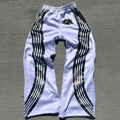 kaufen Custom Windbreaker Seitenstreifen Stickerei Druck Übergroße Nylon Jogger Breitbein Baggy Hosen Sweatpants Flare Schweiß Hosen Männer Online-Herstellung