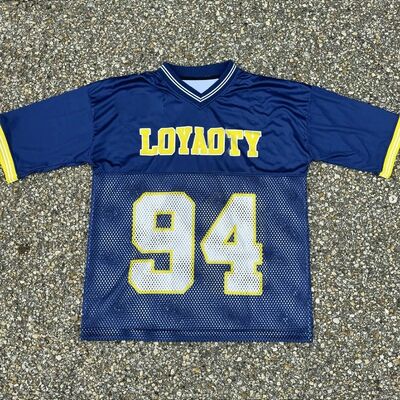 購入 カスタムジャージー ロゴ 夏のカット 箱型Tシャツ 早く乾燥 超大サイズ 防水 サッカー サッカー メッシュ 男性用ジャージーTシャツ オンライン製造