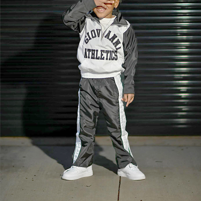 Customized Kids Joggers Set Boys Cropped Hoodies Windbreaker Half Zipper OEM Service