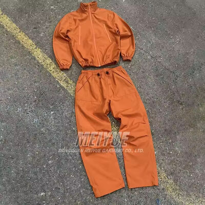 ซื้อ แฟชั่นที่กำหนดเองเสื้อกันหนาวว่างเปล่าใหม่ Windbreaker Nylon Windproof แจ็คเก็ตและกางเกงไนลอนตั้งค่าชุด Windbreaker ฤดูใบไม้ผลิสำหรับผู้ชาย การผลิตออนไลน์