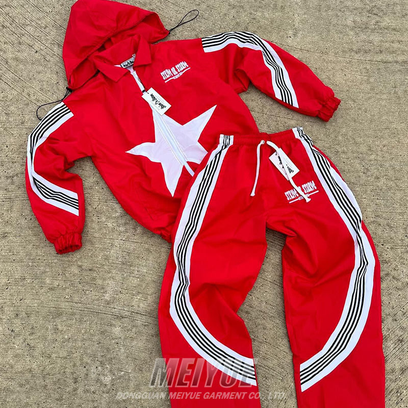 Custom Techwear Windbreaker Tracksuit Nylon Stripe Ribbed Detachable Hoodie And Sweatpants Set