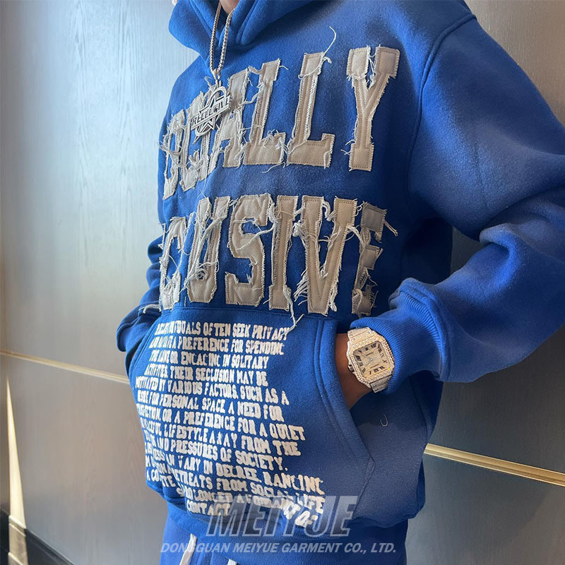 Exquisite Personalised Embroidered Hoodies Mens Heavyweight Hoodies Anti Wrinkle