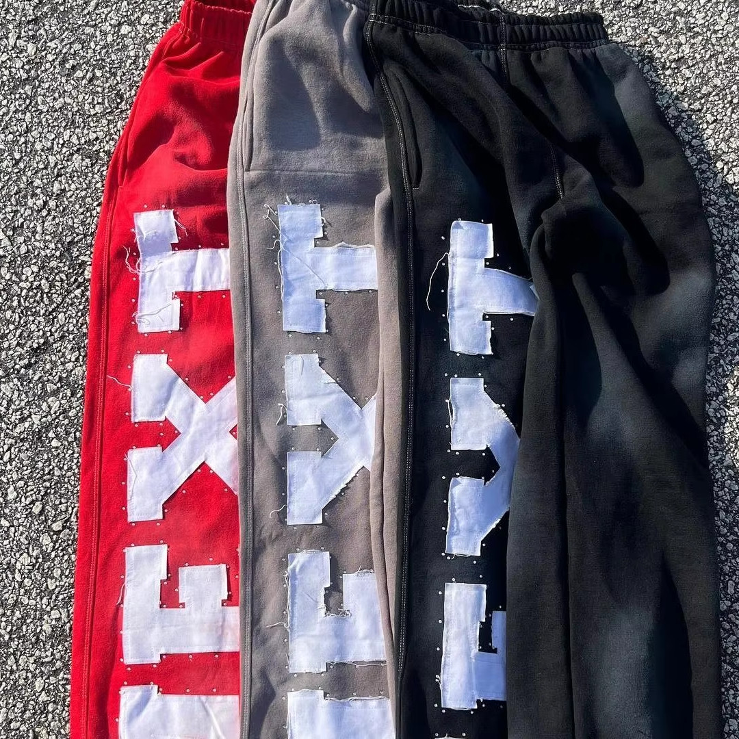 Custom Men's Sweatpants Embroidered Patch Streetwear Tracksuit 2-Piece Tracksuit Set Letter Applique Embroidery OEM Design