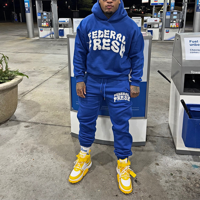 Giá tốt. Các nhà sản xuất quần áo Trang phục phù hợp với thêu Hoodie Hoodie chạy bộ Hoodie và Baggy xếp chồng quần legging bộ trực tuyến