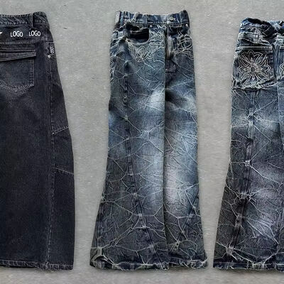 Dobra cena. Wysokiej jakości dżinsy z denimu, prane, z dżetami, haftowanymi naszywkami, w stylu ripped, streetwear, z szerokimi nogawkami, rozszerzane, warstwowe dżinsy w Internecie