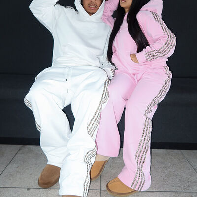 Good price Custom Plain Pullover Oversized Streetwear Tracksuit with Rhinestone Stripe Hoodie Set online