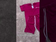 T-shirt et shorts de lavage à l'acide sur mesure
