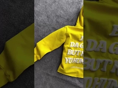 T-shirt à capuche à imprimé