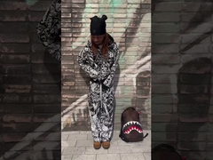 Ensemble de survêtement avec sweat à capuche et pantalon de survêtement en nylon avec fermeture éclair et impression numérique complète personnalisée